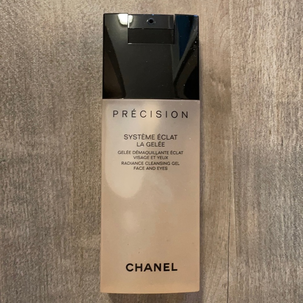 CHANEL Precision Systeme Eclat La Gelee Cleanser